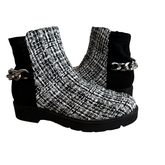Nine West Talles 2 Tweed and Chain Ankle Moto Boot 8 - Picture 1 of 10